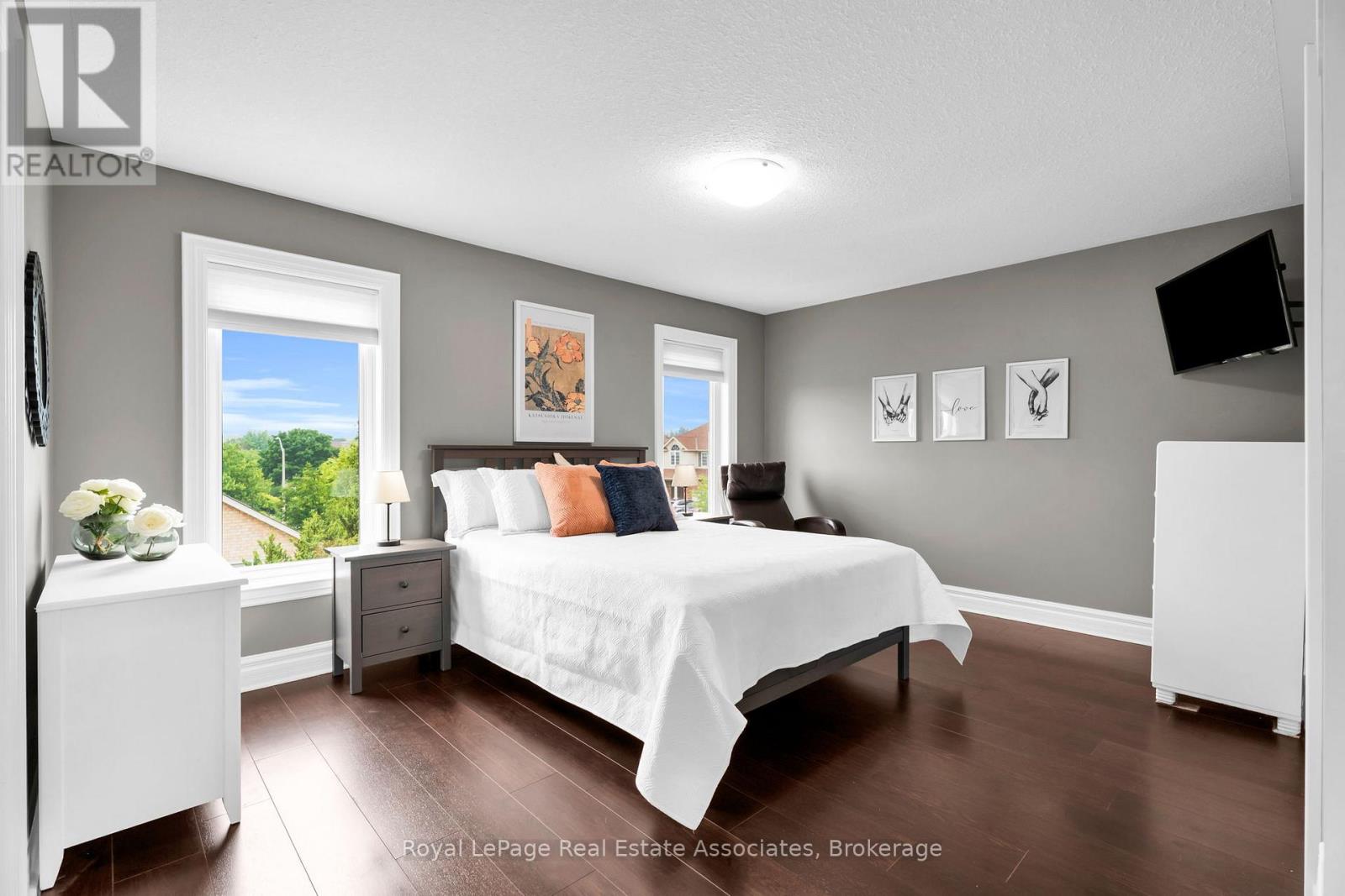 27 Rennie Street, Halton Hills (Ac Acton), Ontario  L7J 2Y7 - Photo 26 - W13573786