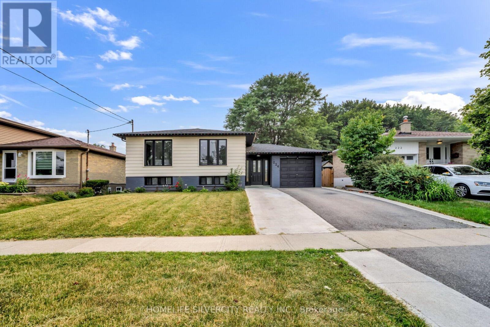 224 Delrex Boulevard, Halton Hills (Georgetown), Ontario  L7G 4E9 - Photo 1 - W13580850