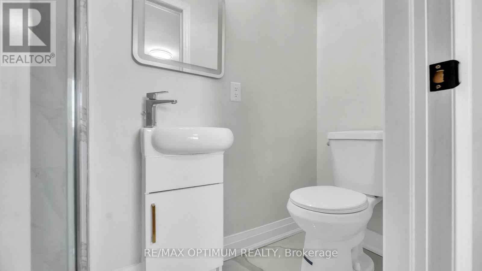 4 Lawnview Court, Brampton (Heart Lake West), Ontario  L7G 1T4 - Photo 22 - W13581778