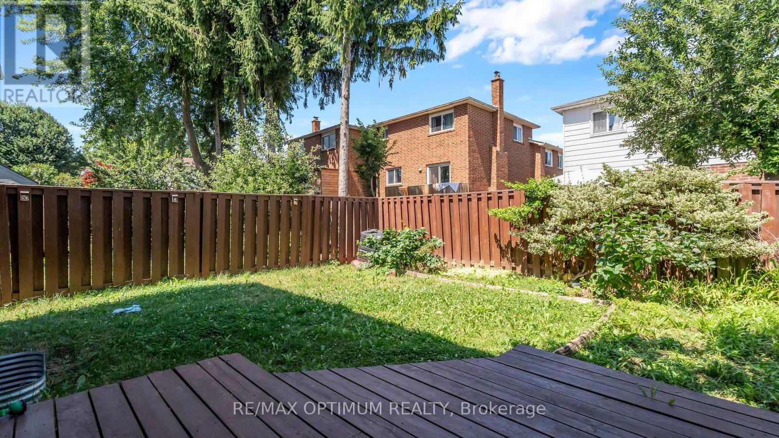 4 Lawnview Court, Brampton (Heart Lake West), Ontario  L7G 1T4 - Photo 46 - W13581778