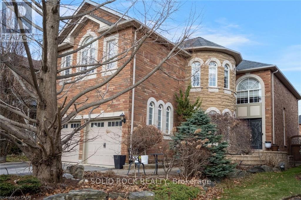 34 Forsyth Crescent, Halton Hills (Georgetown), Ontario  L7G 6G3 - Photo 1 - W13582162