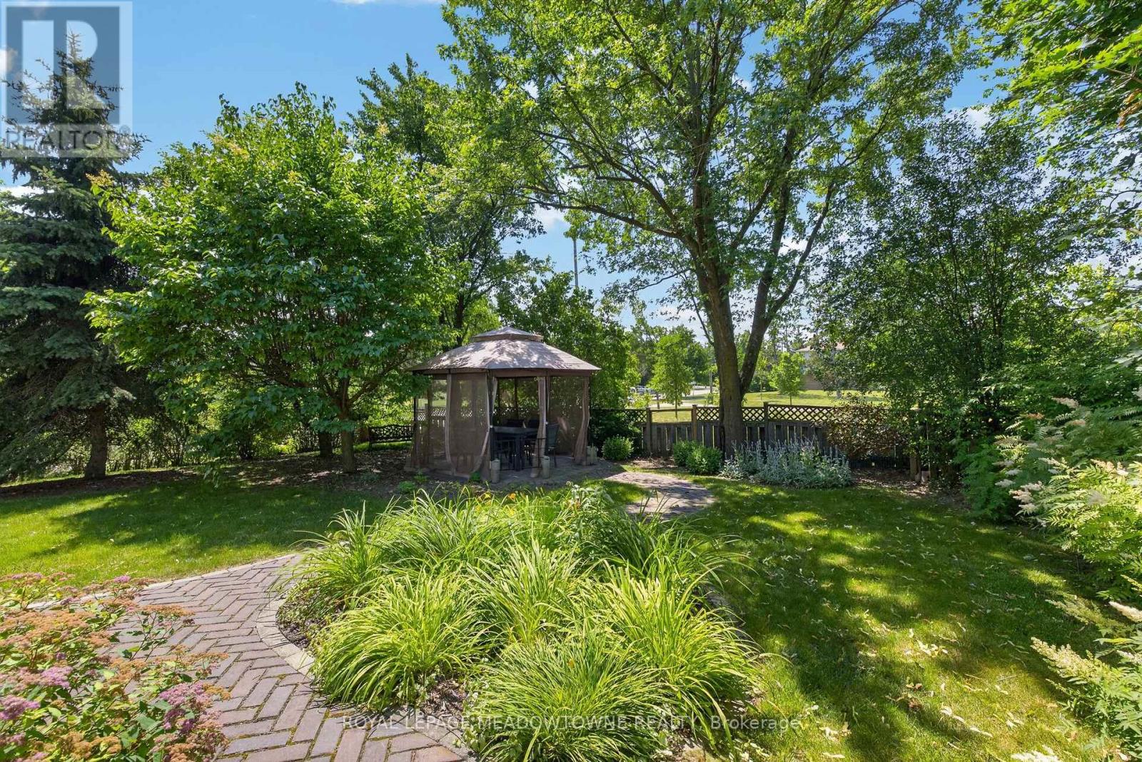 377 Delrex Boulevard, Halton Hills (Georgetown), Ontario  L7G 4H6 - Photo 38 - W13583202