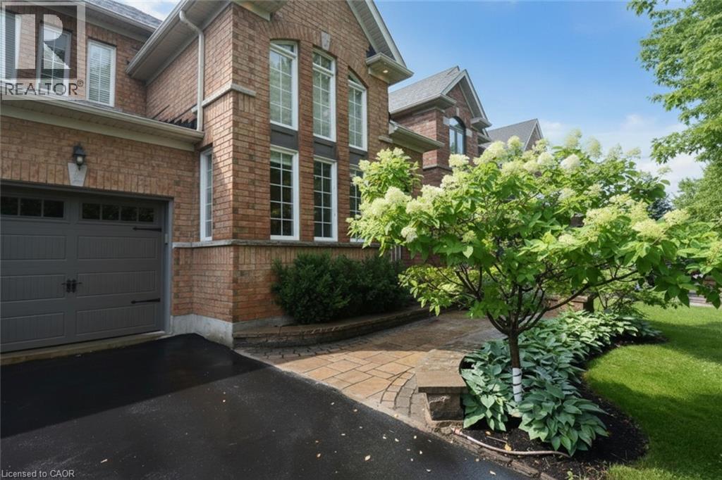 16 Woodcote Crescent, Georgetown, Ontario  L7G 6M2 - Photo 2 - 40850006