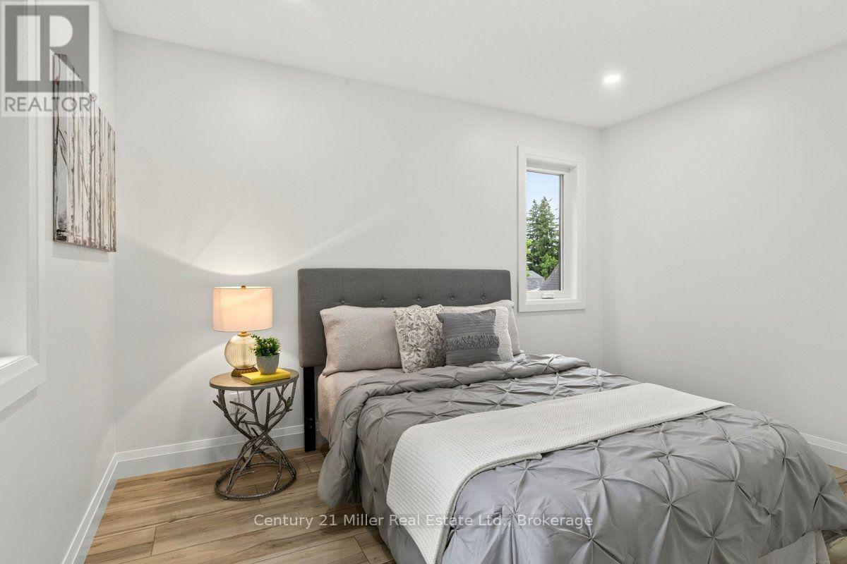 39 Victoria Street, Halton Hills (Georgetown), Ontario  L7G 3N5 - Photo 20 - W13592512
