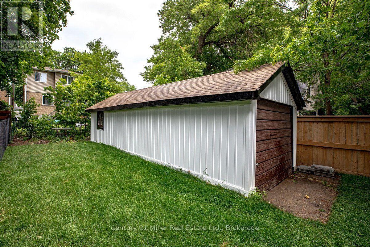 39 Victoria Street, Halton Hills (Georgetown), Ontario  L7G 3N5 - Photo 34 - W13592512