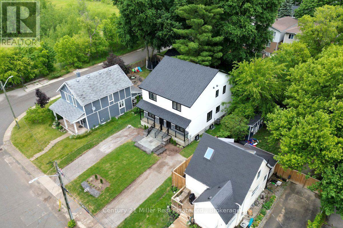 39 Victoria Street, Halton Hills (Georgetown), Ontario  L7G 3N5 - Photo 35 - W13592512
