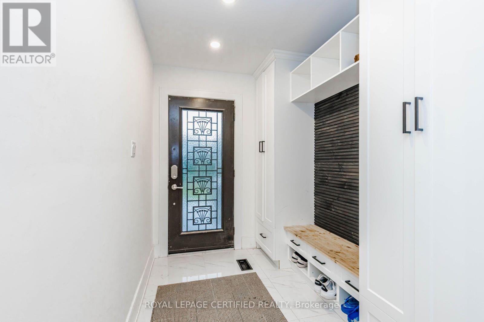 9706 Guelph Line, Milton, Ontario  L0P 1B0 - Photo 1 - W13592954