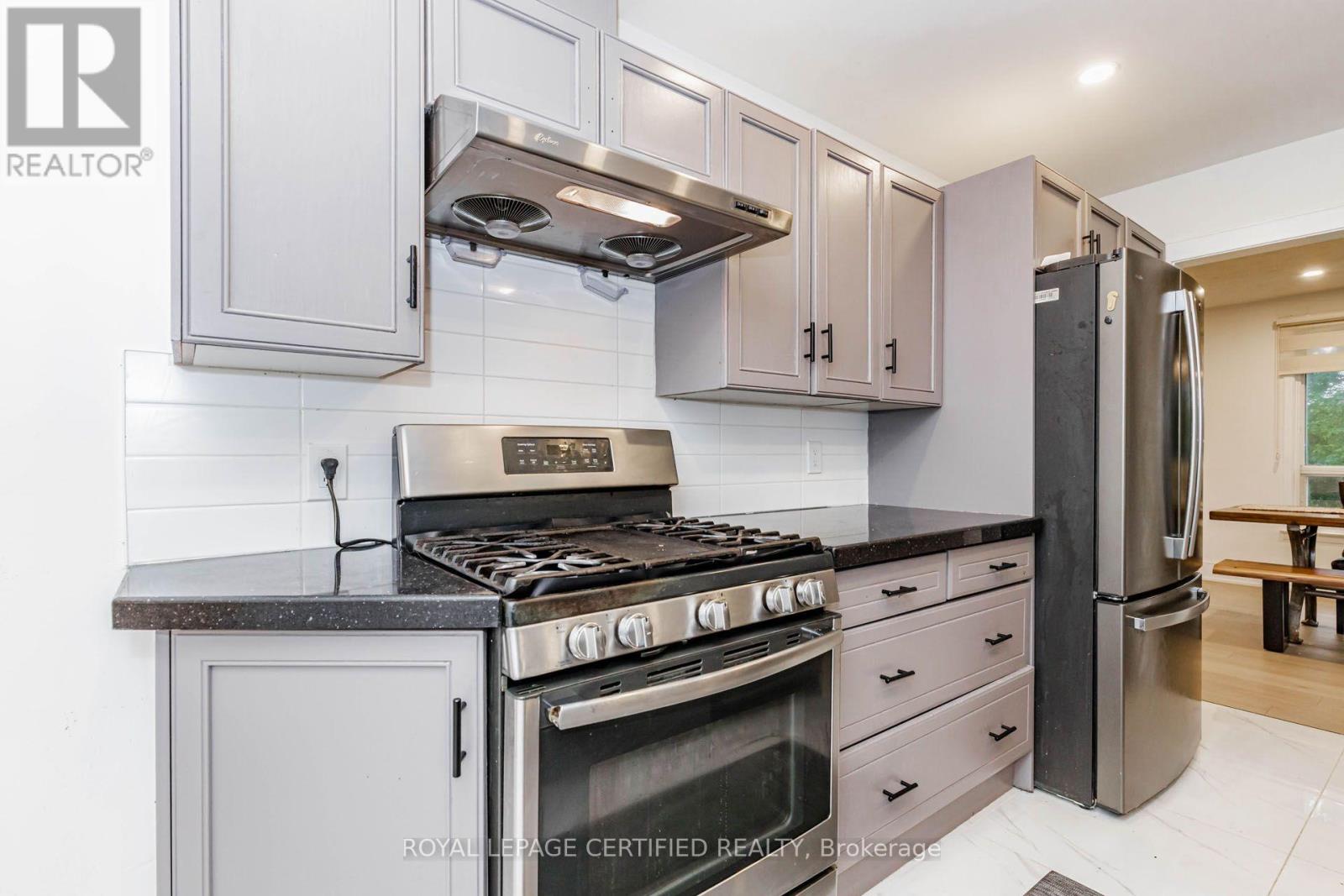 9706 Guelph Line, Milton, Ontario  L0P 1B0 - Photo 11 - W13592954