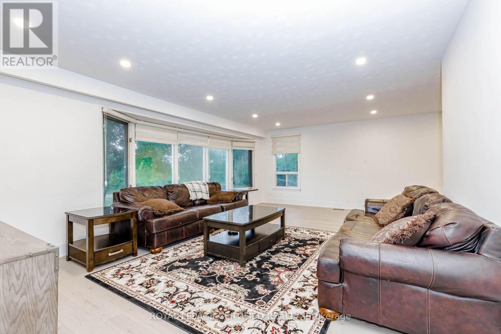 9706 Guelph Line, Milton, Ontario  L0P 1B0 - Photo 2 - W13592954