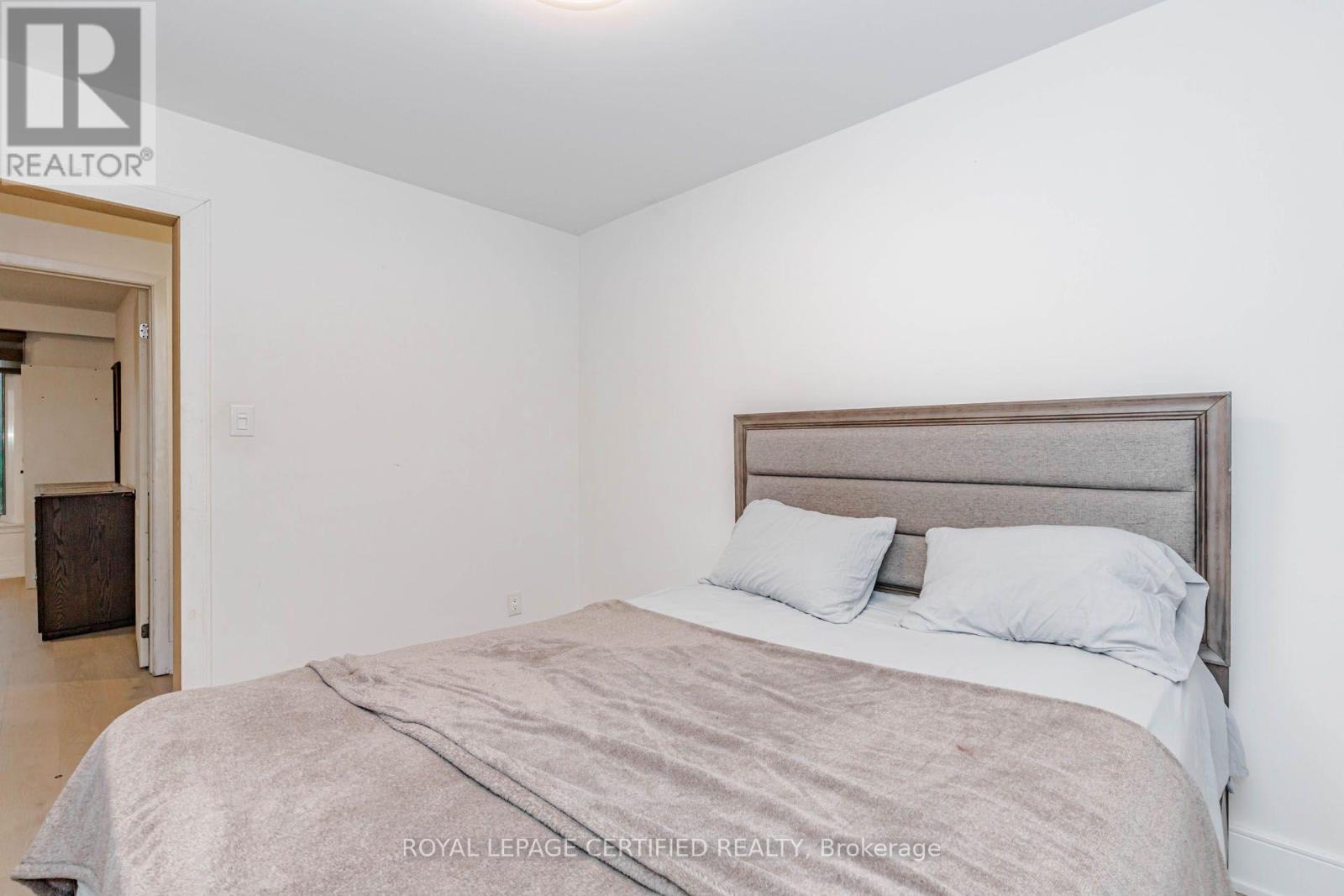 9706 Guelph Line, Milton, Ontario  L0P 1B0 - Photo 21 - W13592954