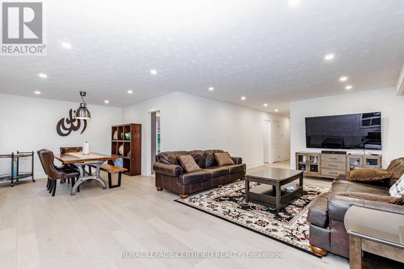 9706 Guelph Line, Milton, Ontario  L0P 1B0 - Photo 3 - W13592954