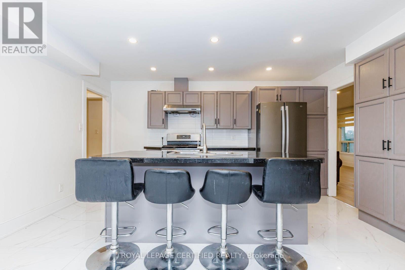 9706 Guelph Line, Milton, Ontario  L0P 1B0 - Photo 9 - W13592954
