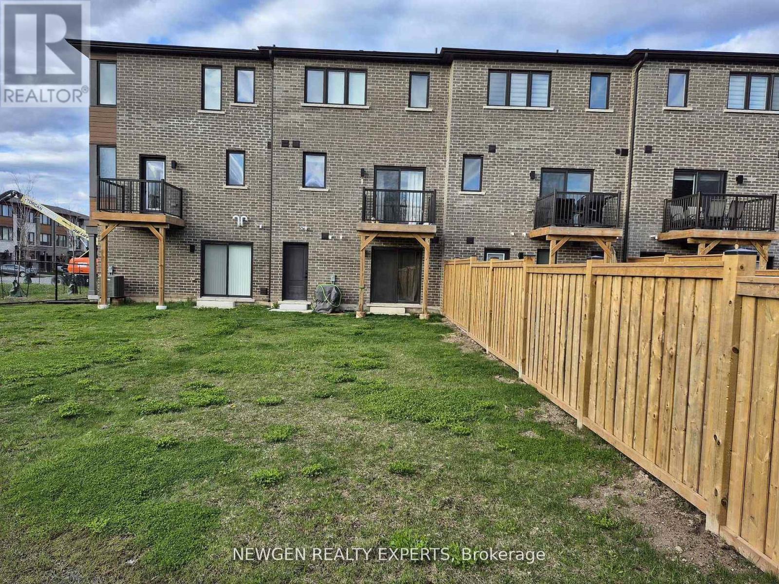 74 Windtree Way, Halton Hills (Georgetown), Ontario  L7G 0P6 - Photo 27 - W13594890