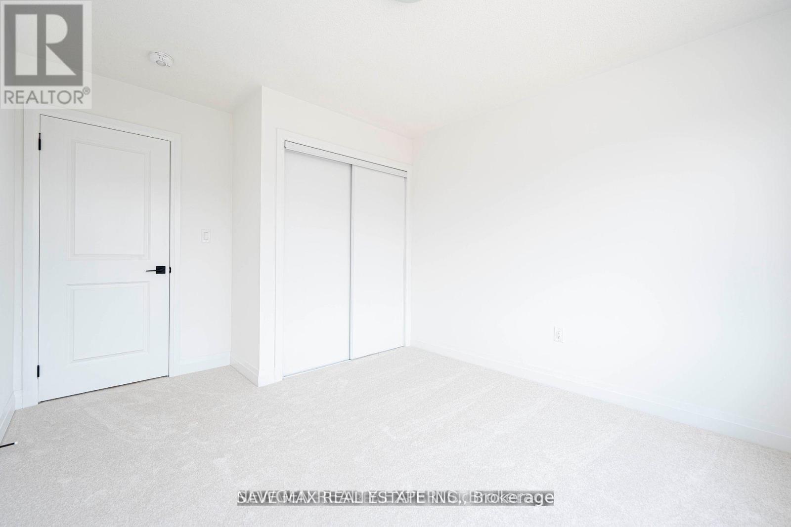 74 Windtree Way, Halton Hills (Georgetown), Ontario  L7G 0P6 - Photo 7 - W13594890