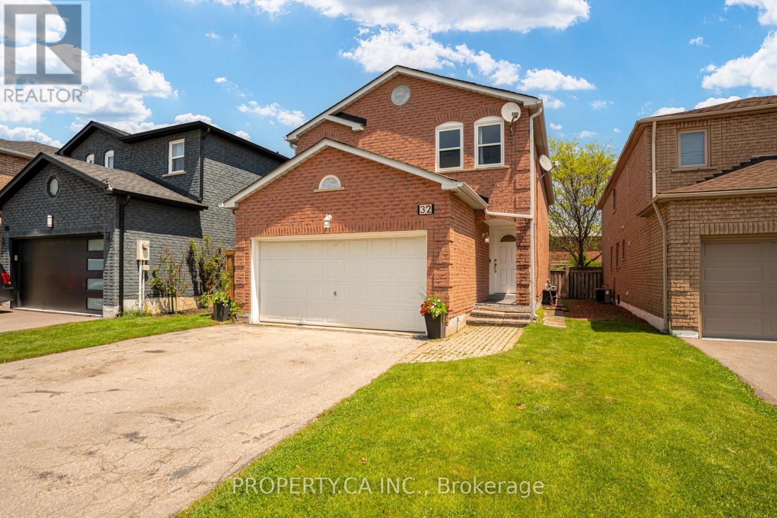 32 Mckinnon Avenue, Halton Hills (Georgetown), Ontario  L7G 5H5 - Photo 1 - W13595178