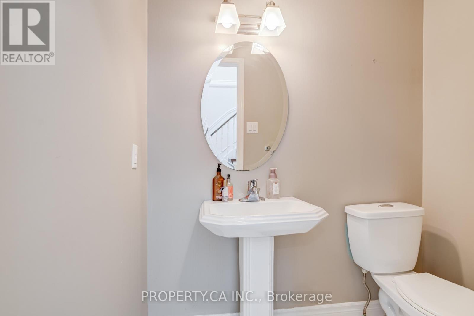 32 Mckinnon Avenue, Halton Hills (Georgetown), Ontario  L7G 5H5 - Photo 18 - W13595178