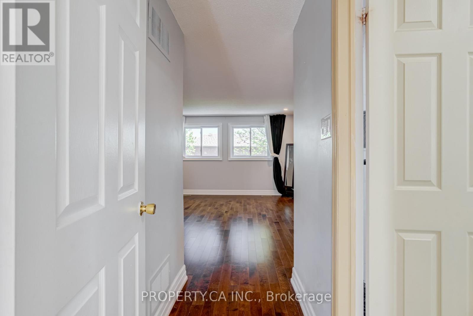 32 Mckinnon Avenue, Halton Hills (Georgetown), Ontario  L7G 5H5 - Photo 20 - W13595178