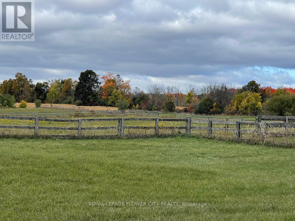 (Barn) - 14264 Eighth Line, Halton Hills (Rural Halton Hills), Ontario  L7G 4S4 - Photo 1 - W13595388