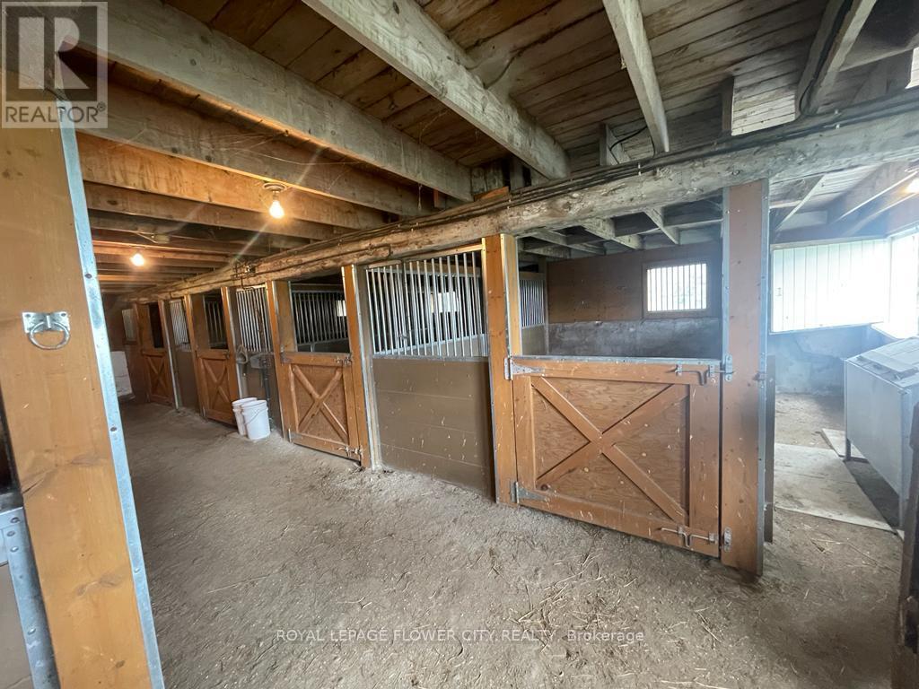 (Barn) - 14264 Eighth Line, Halton Hills (Rural Halton Hills), Ontario  L7G 4S4 - Photo 8 - W13595388