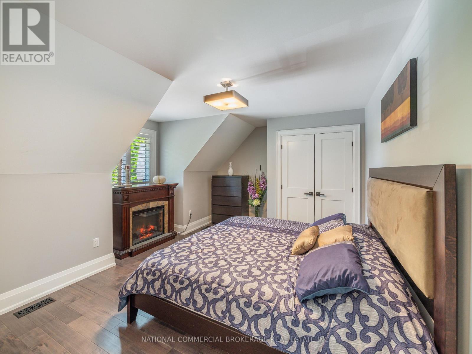 10088 Old Pine Crest Road, Halton Hills (Rural Halton Hills), Ontario  L0P 0A2 - Photo 18 - W13598292