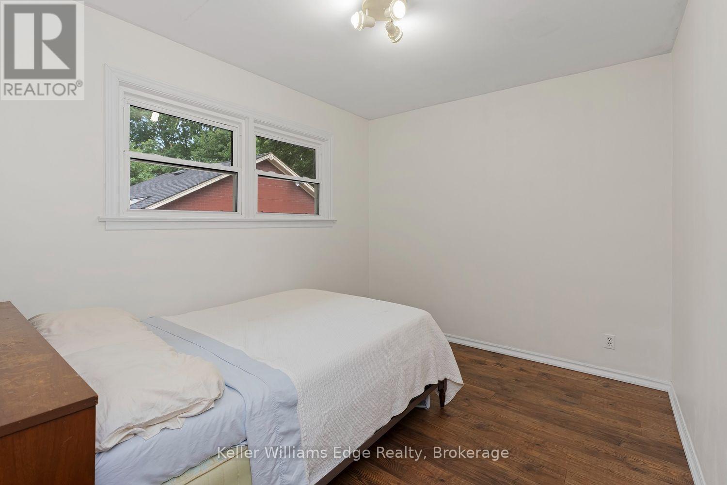 292 Mill Street E, Halton Hills (Ac Acton), Ontario  L7J 1J9 - Photo 16 - W13598454
