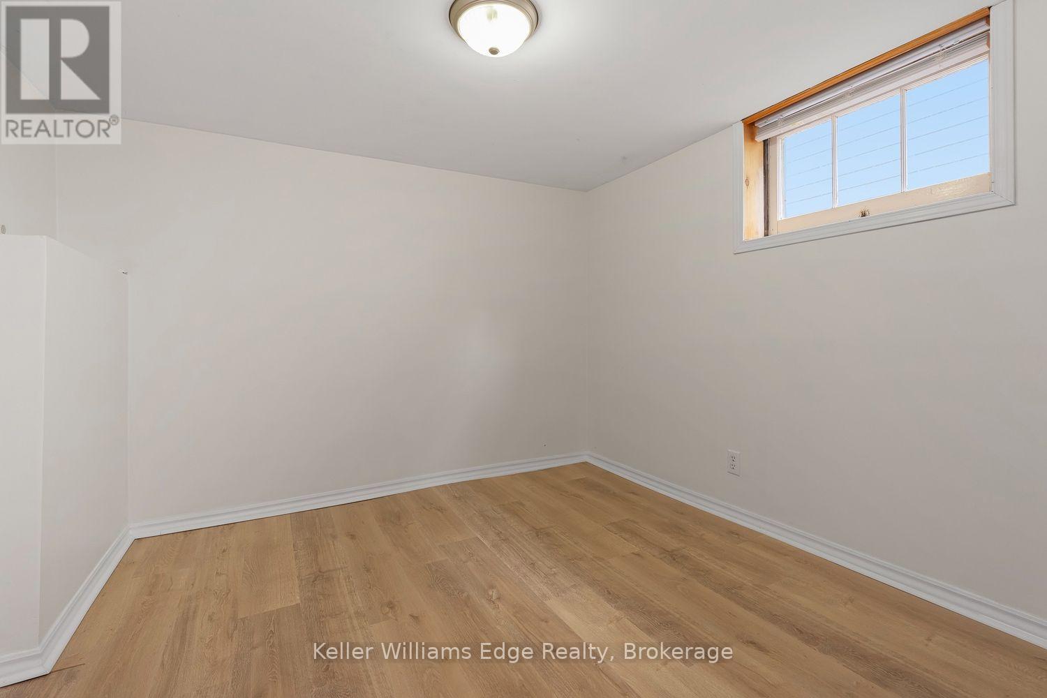 292 Mill Street E, Halton Hills (Ac Acton), Ontario  L7J 1J9 - Photo 23 - W13598454