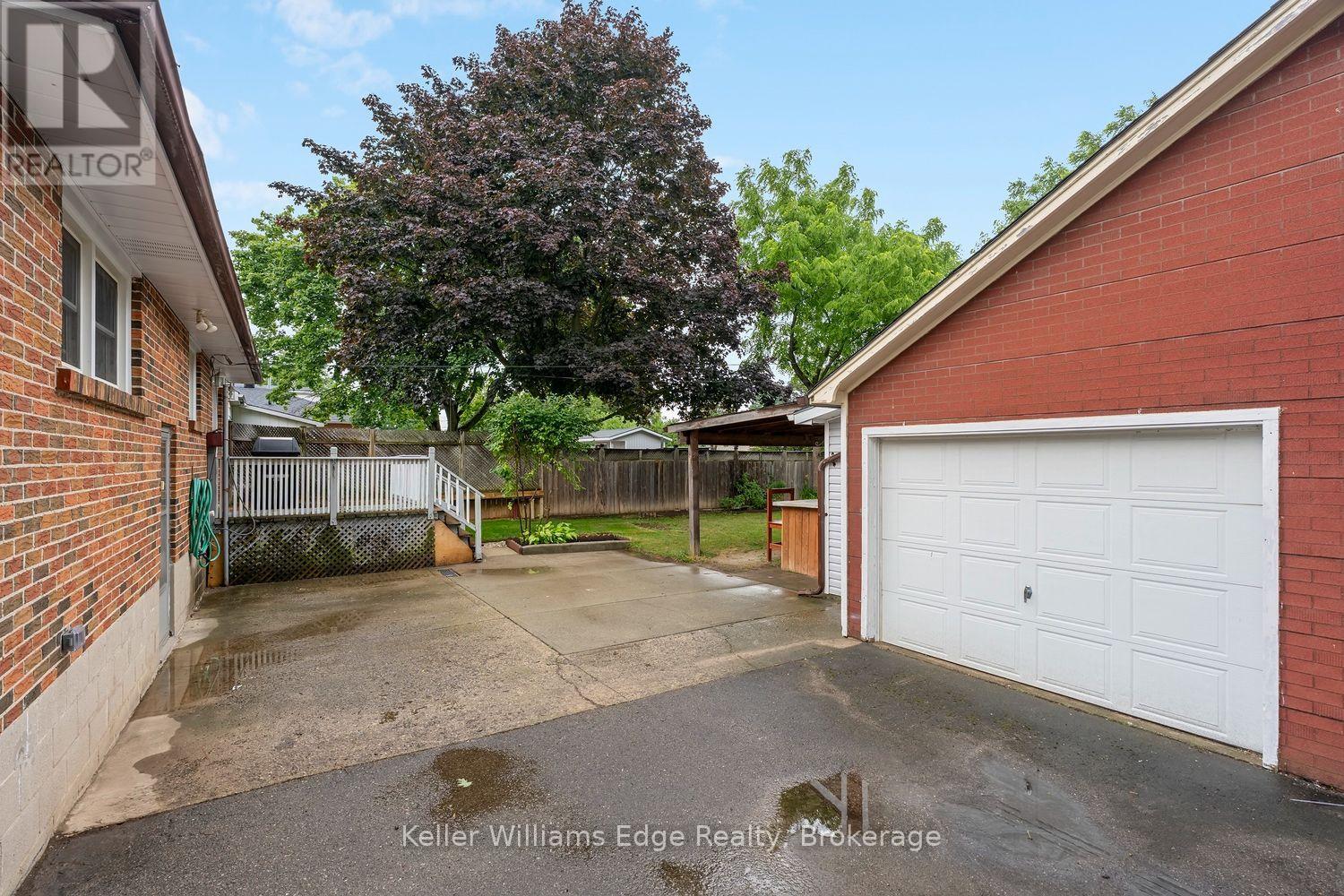 292 Mill Street E, Halton Hills (Ac Acton), Ontario  L7J 1J9 - Photo 33 - W13598454