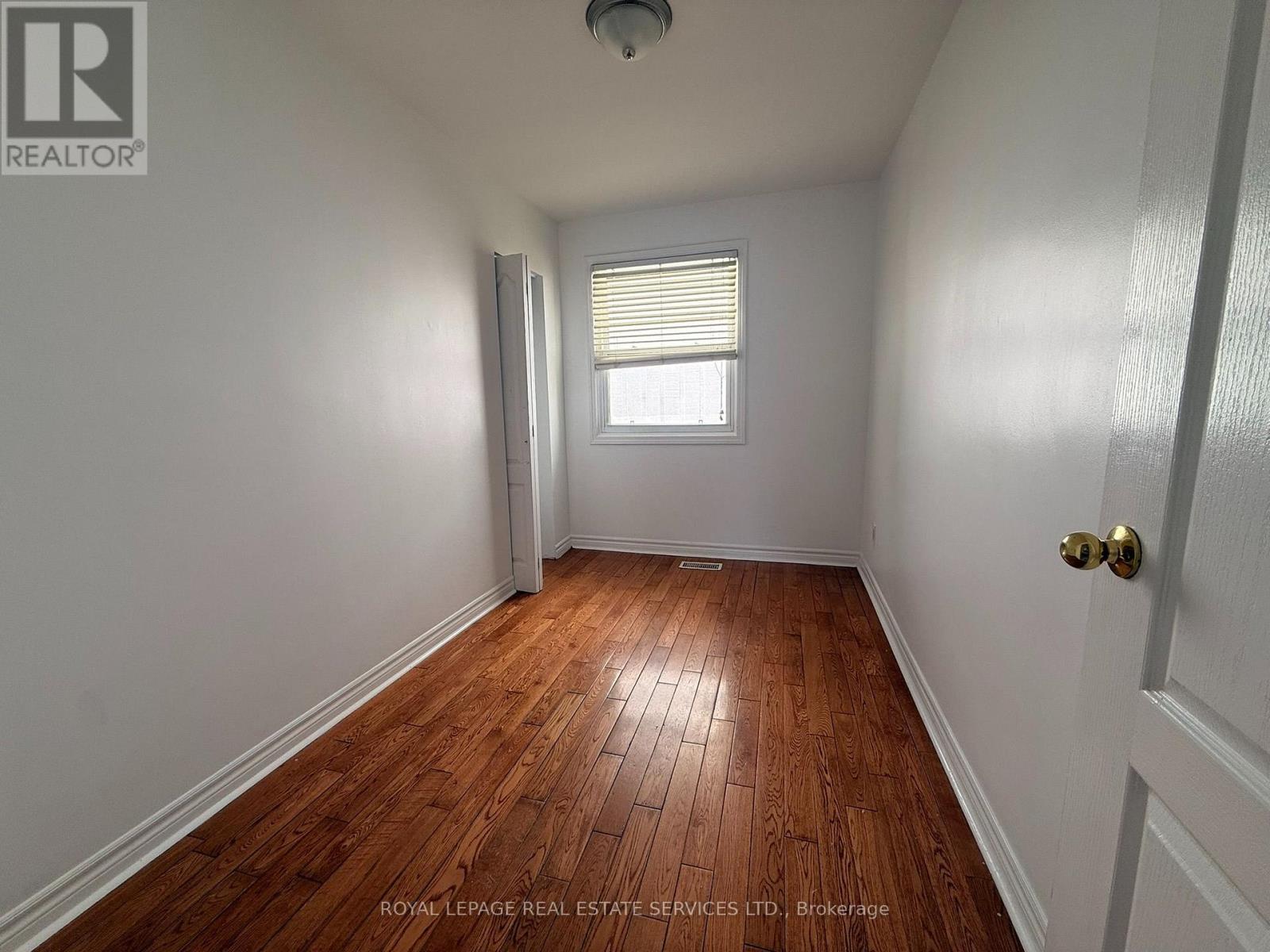 1 - 19 Academy Road, Halton Hills (Georgetown), Ontario  L7G 3N7 - Photo 12 - W13598554