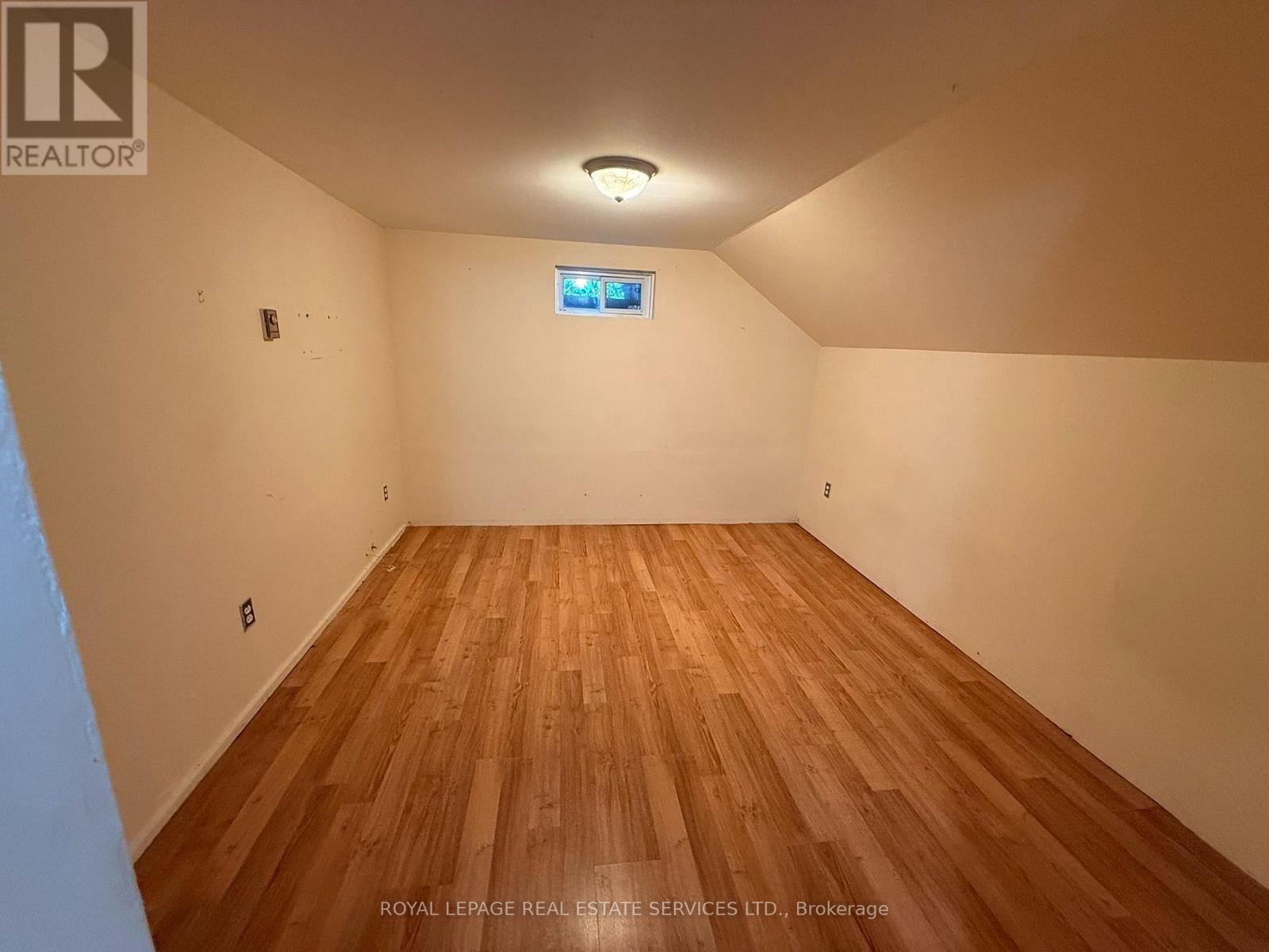 1 - 19 Academy Road, Halton Hills (Georgetown), Ontario  L7G 3N7 - Photo 19 - W13598554