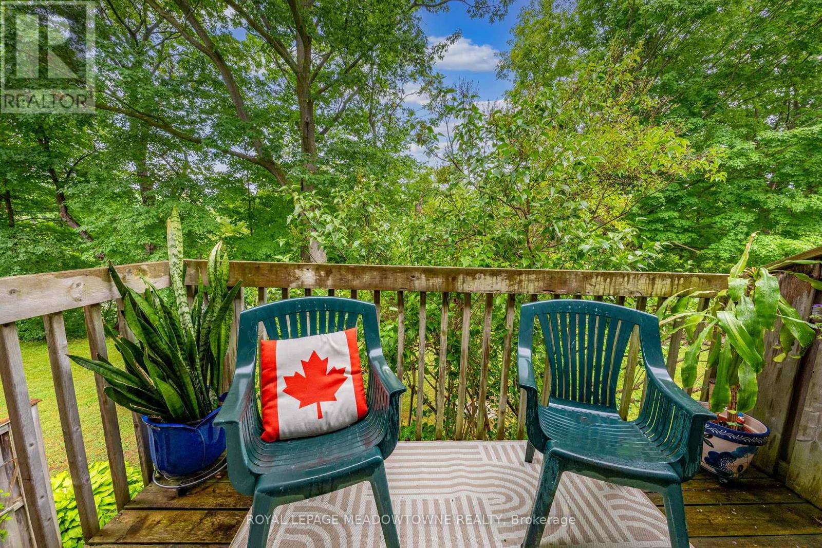 69 Lynden Circle, Halton Hills (Georgetown), Ontario  L7G 4Y7 - Photo 15 - W13602186