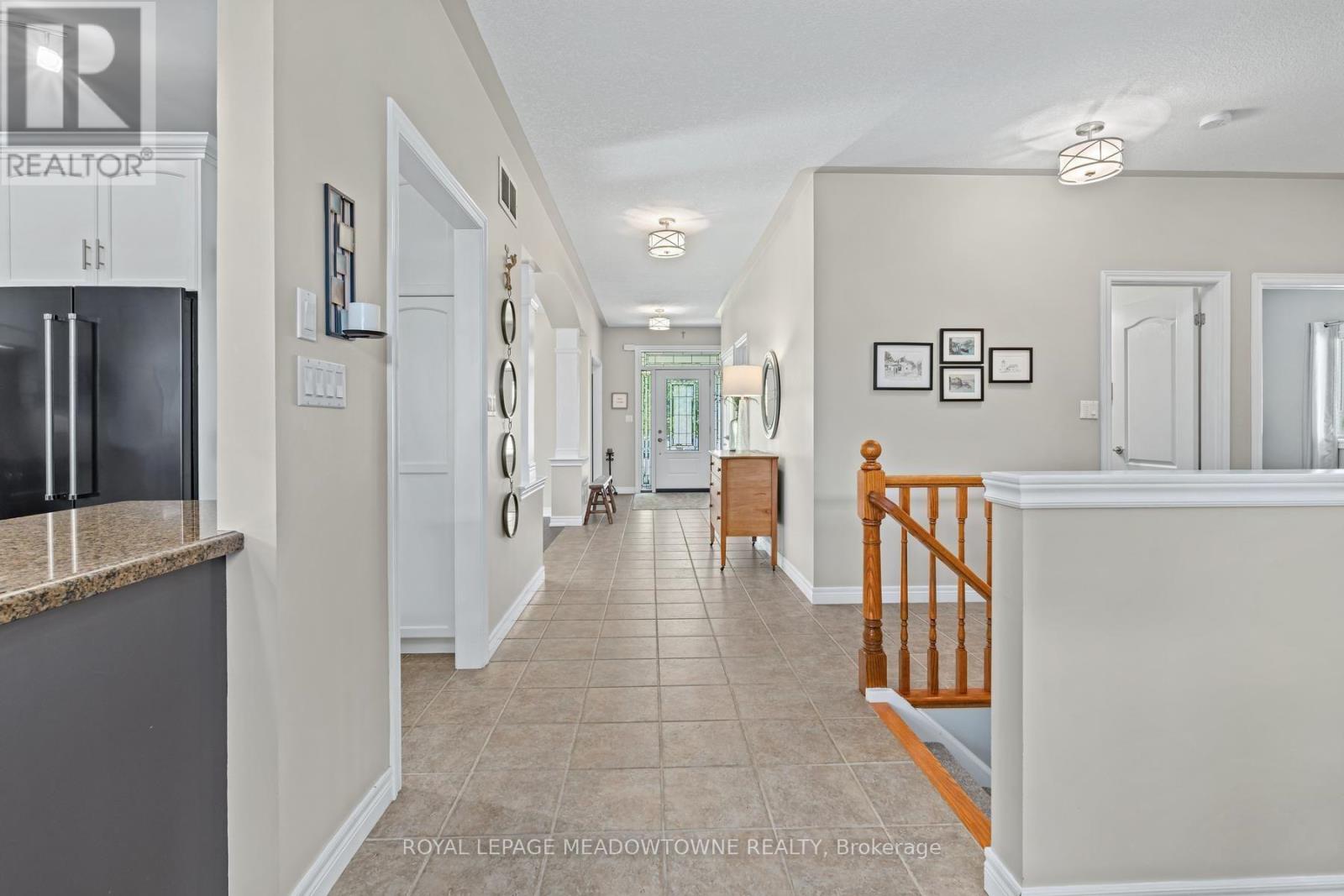 17 Dawkins Crescent, Halton Hills (Ac Acton), Ontario  L7J 2Z4 - Photo 12 - W13602354