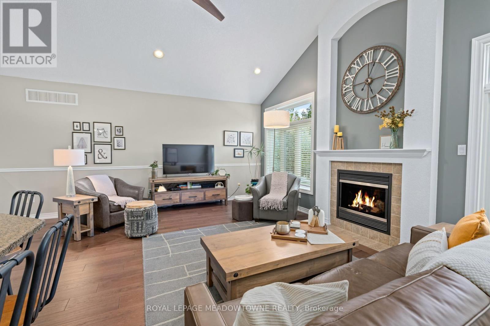 17 Dawkins Crescent, Halton Hills (Ac Acton), Ontario  L7J 2Z4 - Photo 18 - W13602354