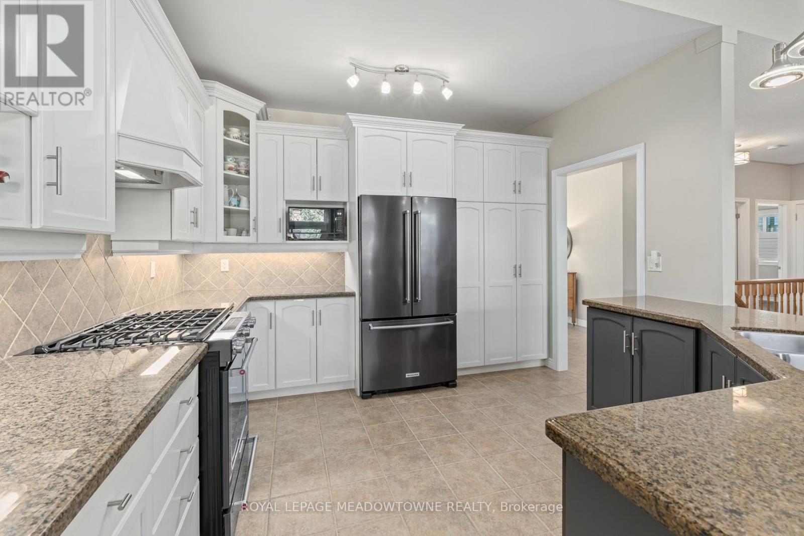 17 Dawkins Crescent, Halton Hills (Ac Acton), Ontario  L7J 2Z4 - Photo 23 - W13602354