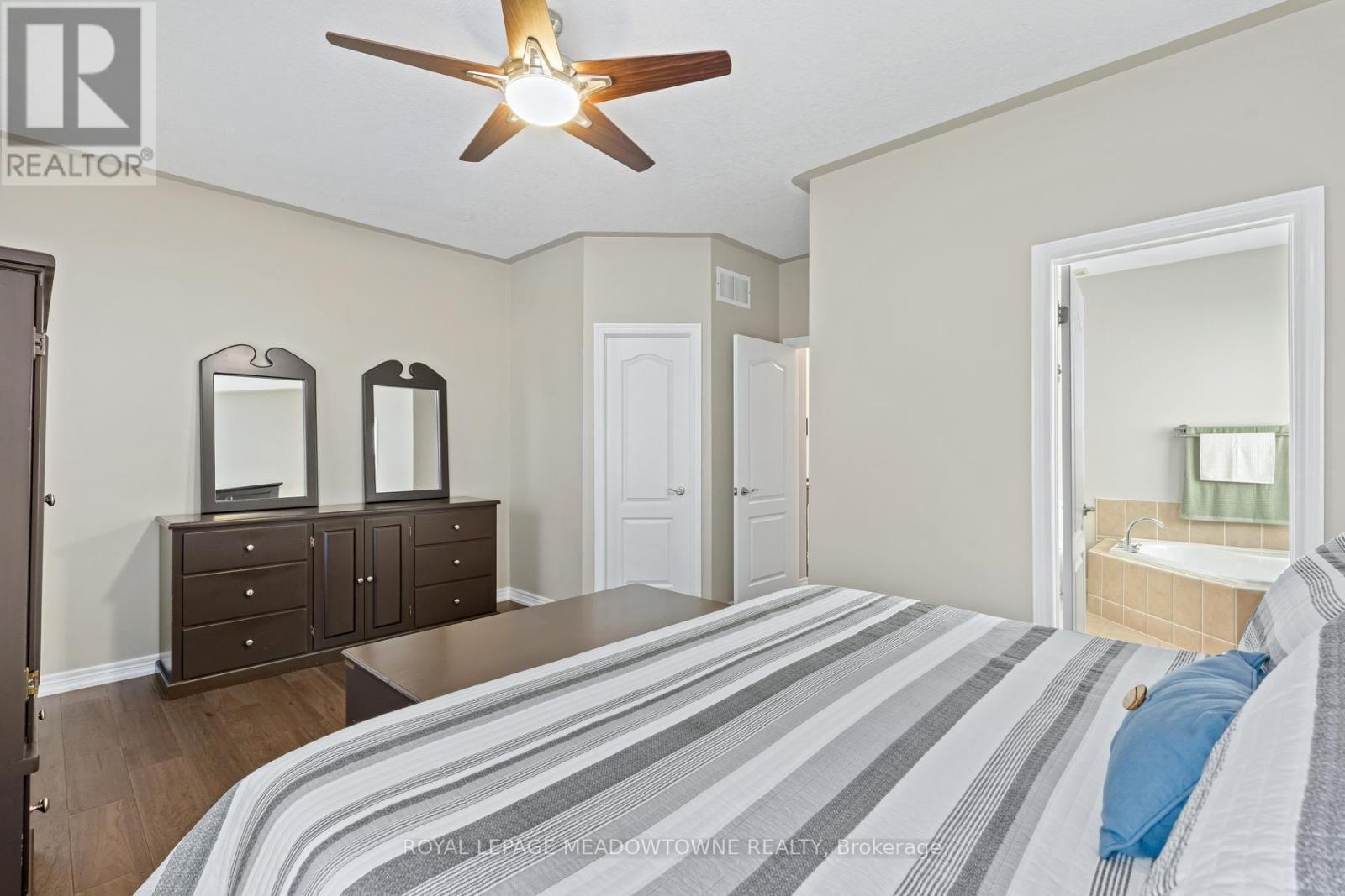 17 Dawkins Crescent, Halton Hills (Ac Acton), Ontario  L7J 2Z4 - Photo 28 - W13602354