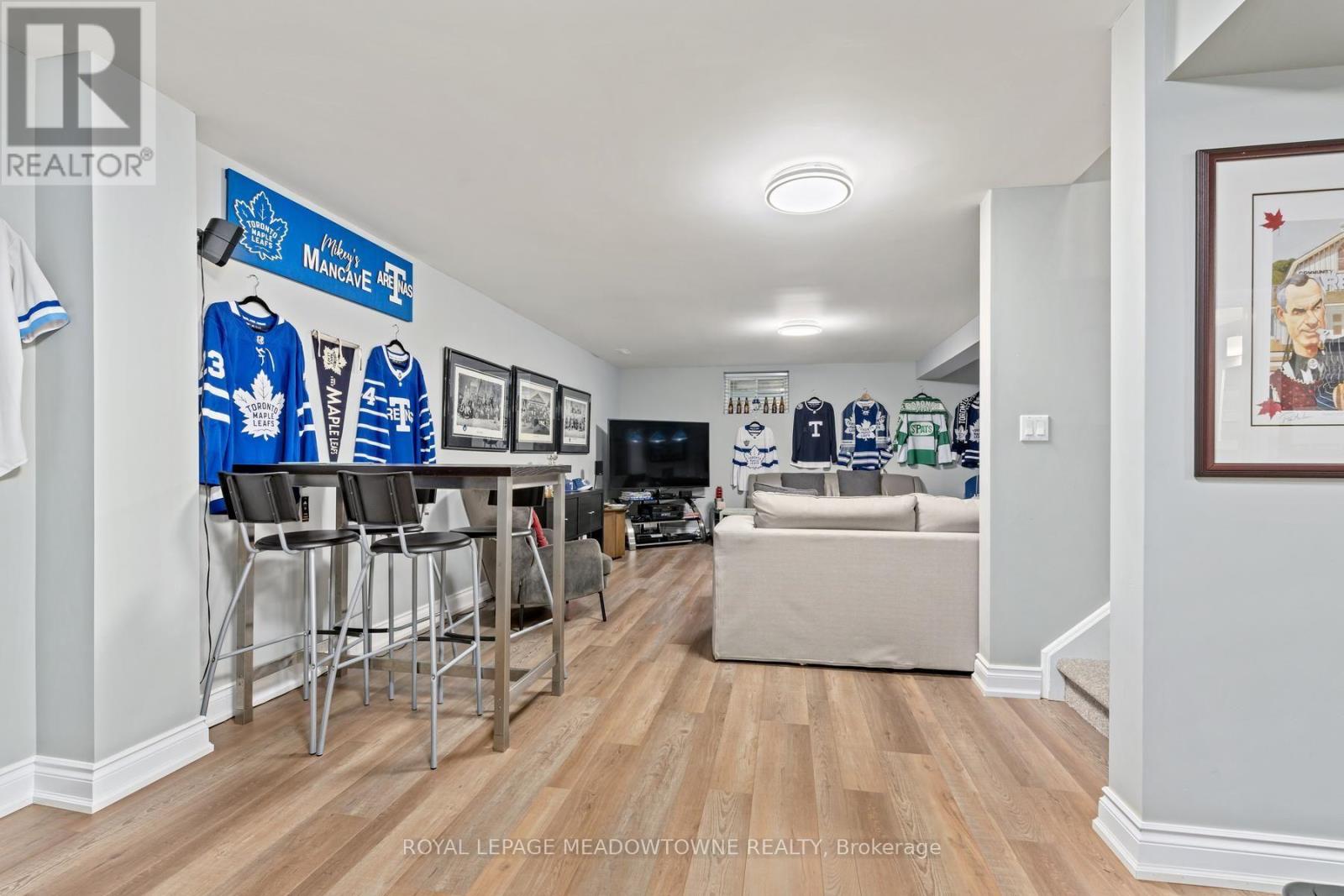 17 Dawkins Crescent, Halton Hills (Ac Acton), Ontario  L7J 2Z4 - Photo 33 - W13602354