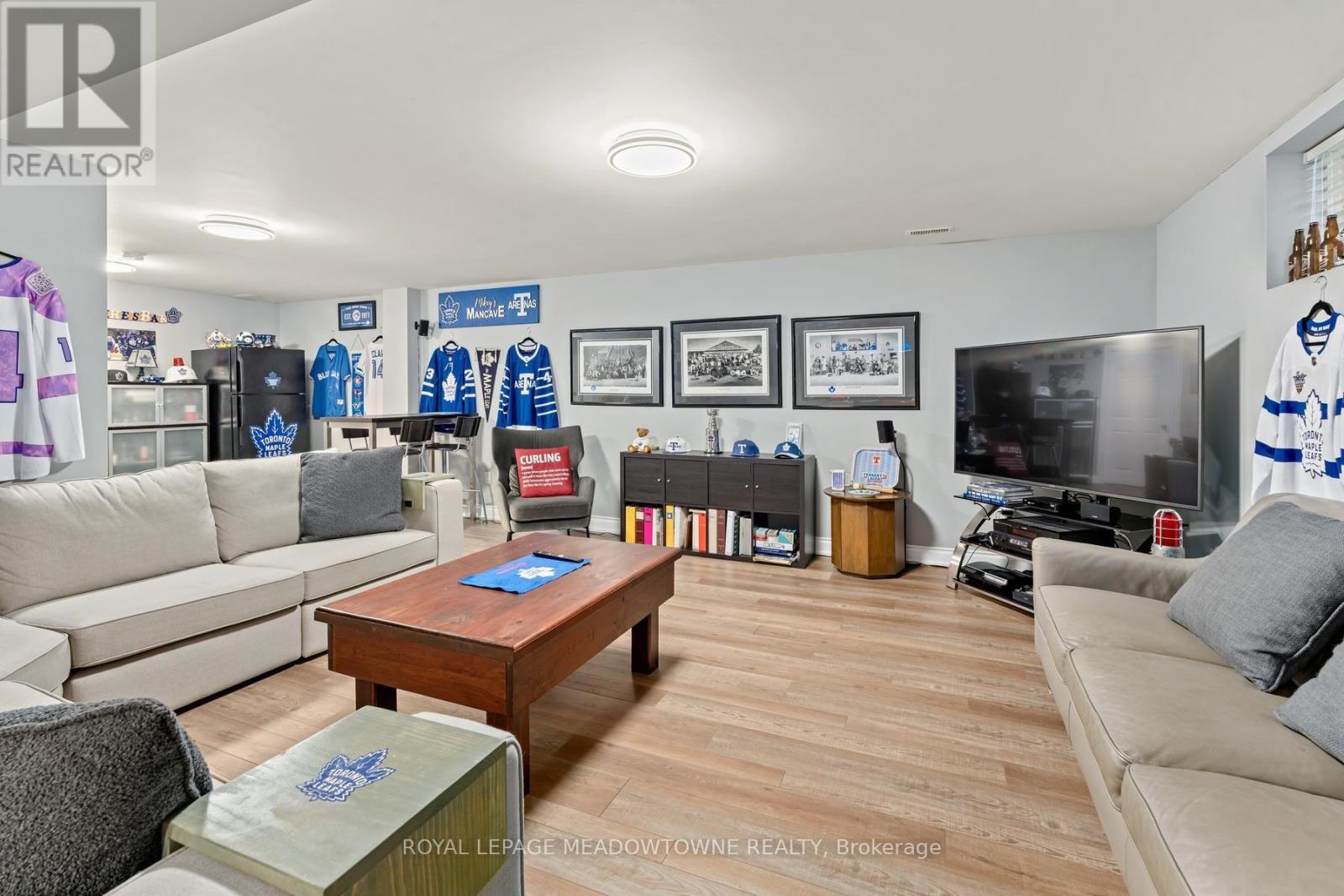17 Dawkins Crescent, Halton Hills (Ac Acton), Ontario  L7J 2Z4 - Photo 35 - W13602354