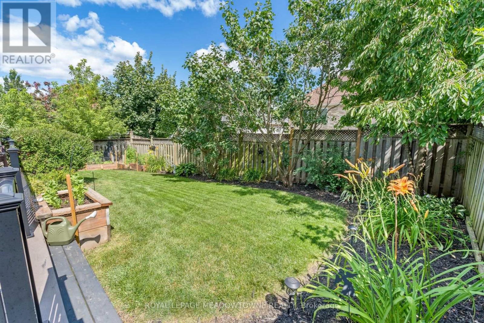 17 Dawkins Crescent, Halton Hills (Ac Acton), Ontario  L7J 2Z4 - Photo 47 - W13602354
