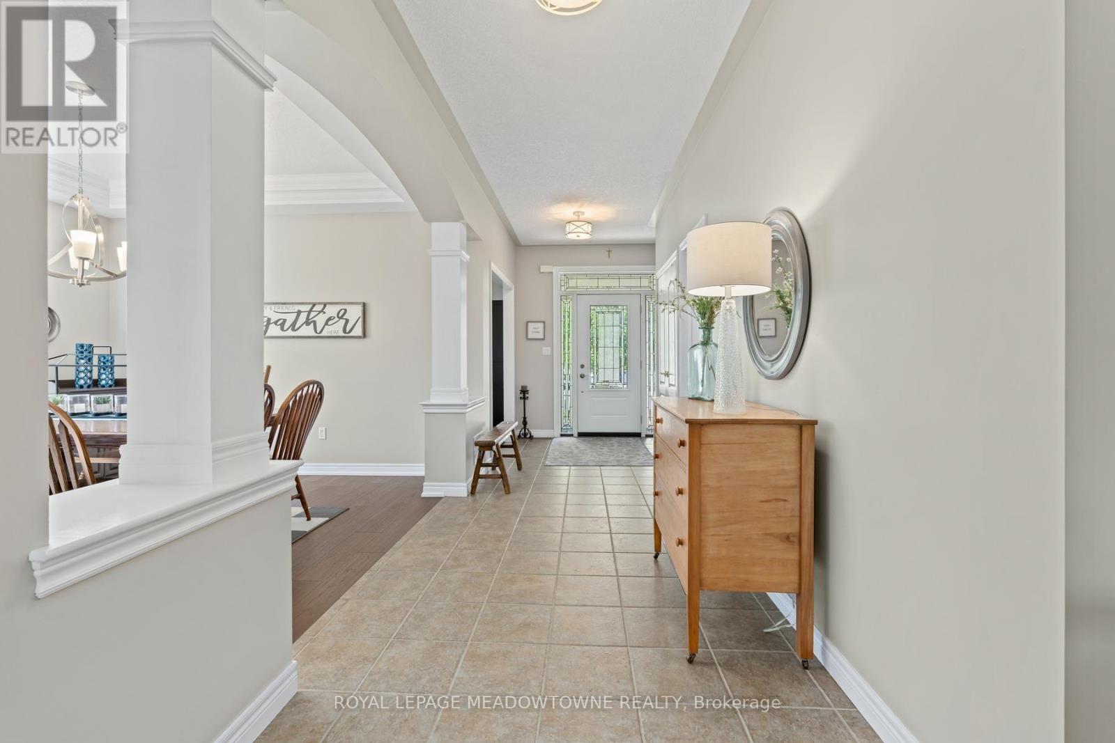 17 Dawkins Crescent, Halton Hills (Ac Acton), Ontario  L7J 2Z4 - Photo 9 - W13602354