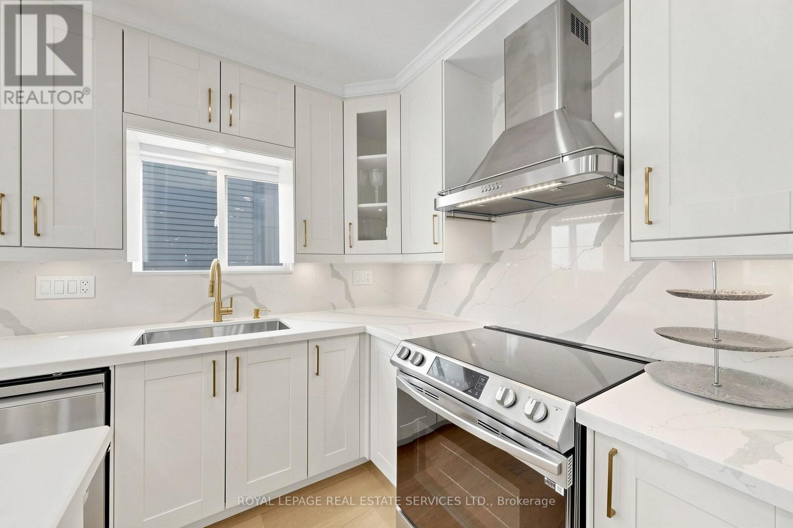 123 Mill Street W, Halton Hills (Ac Acton), Ontario  L7G 2C7 - Photo 7 - W13603854