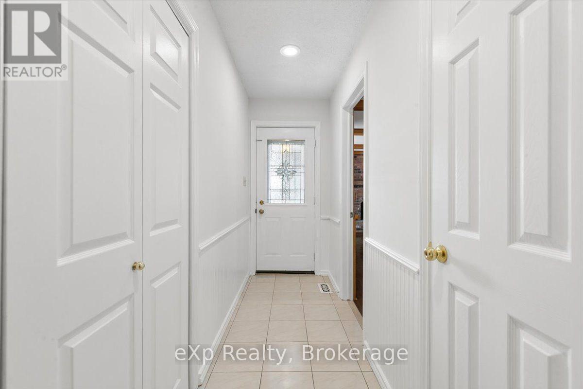 2039 Blacklock Street, Milton (Brookville/haltonville), Ontario  L0P 1B0 - Photo 21 - W13603964
