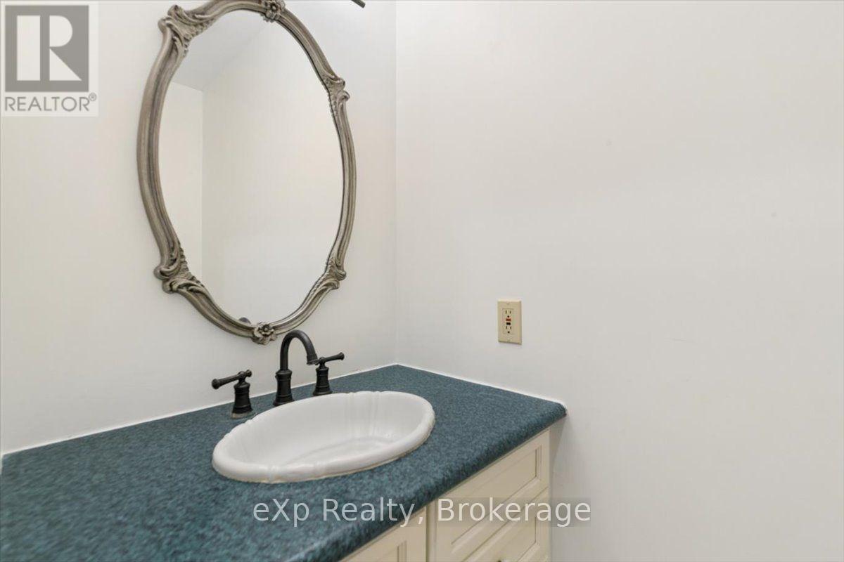 2039 Blacklock Street, Milton (Brookville/haltonville), Ontario  L0P 1B0 - Photo 22 - W13603964