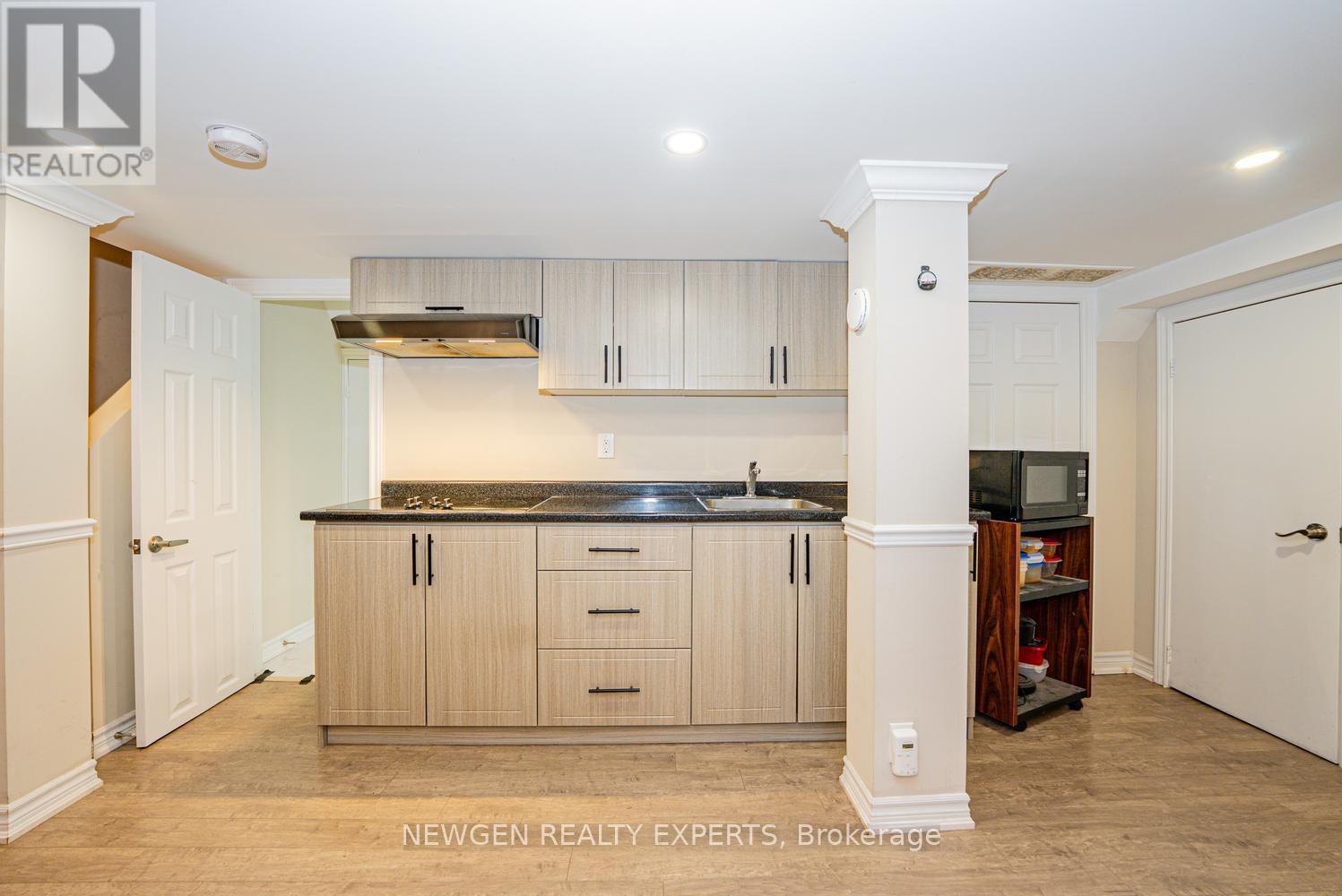 424 Barber Drive, Halton Hills (Georgetown), Ontario  L7G 0A5 - Photo 35 - W13608814