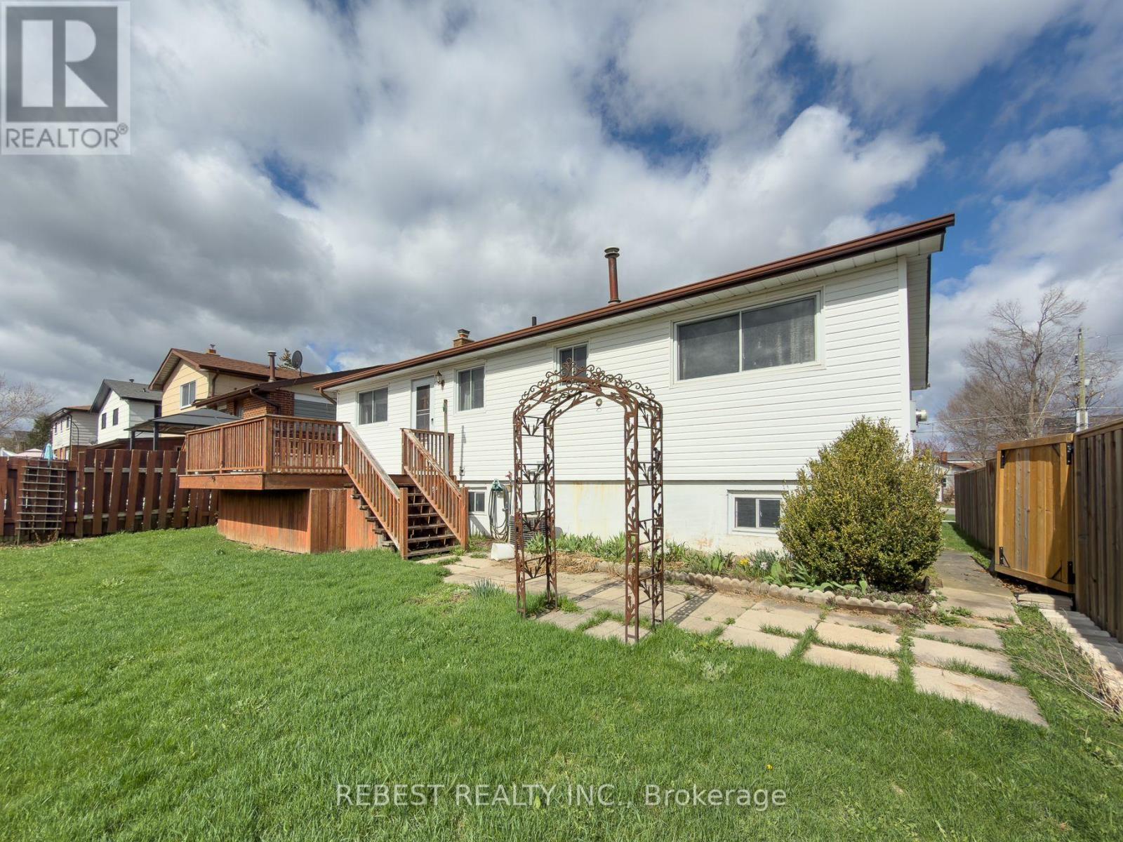 98 Cobblehill Road, Halton Hills (Ac Acton), Ontario  L7J 1P3 - Photo 14 - W13614322