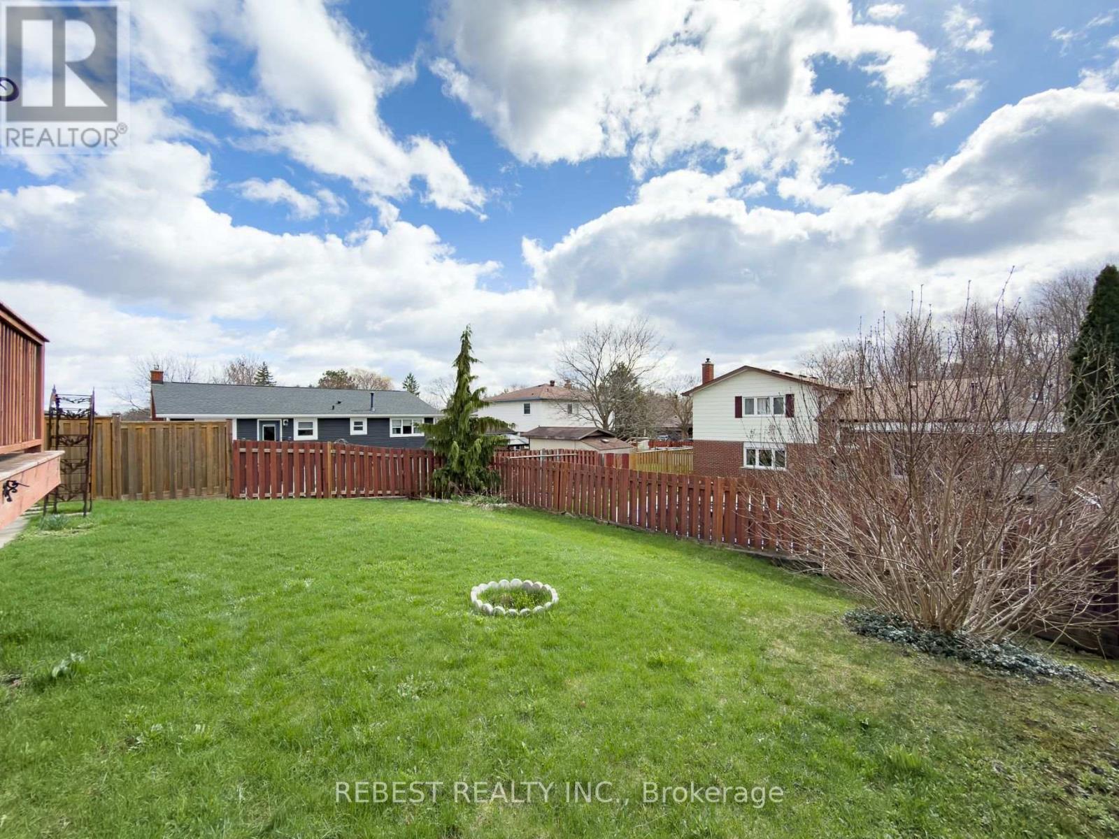 98 Cobblehill Road, Halton Hills (Ac Acton), Ontario  L7J 1P3 - Photo 16 - W13614322