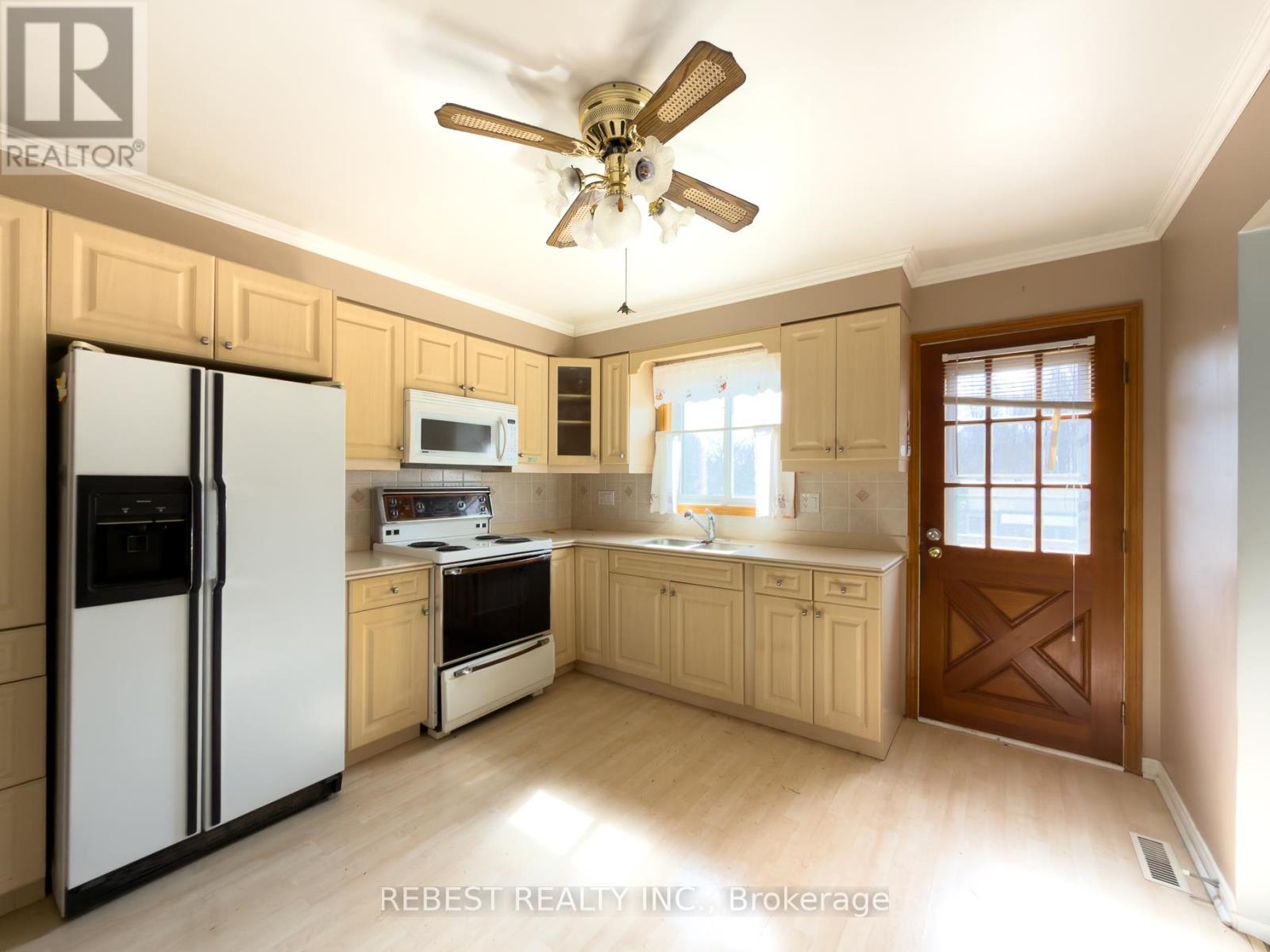98 Cobblehill Road, Halton Hills (Ac Acton), Ontario  L7J 1P3 - Photo 29 - W13614322