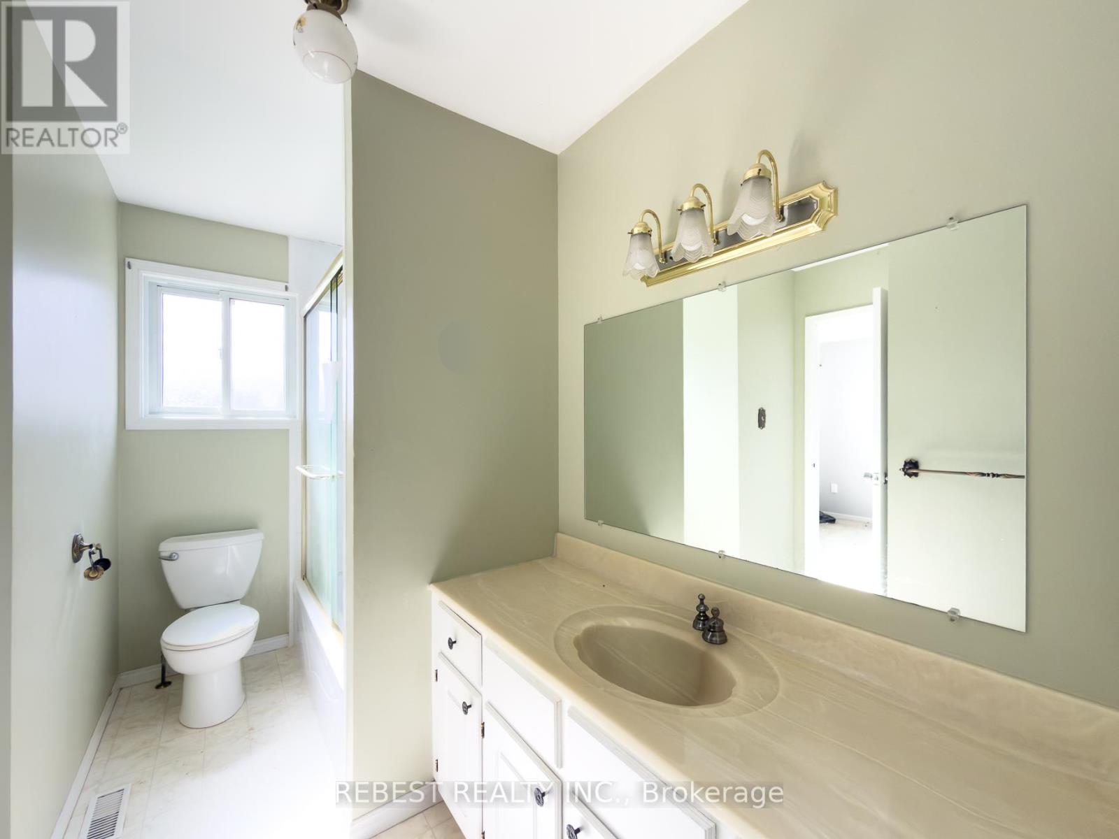 98 Cobblehill Road, Halton Hills (Ac Acton), Ontario  L7J 1P3 - Photo 30 - W13614322