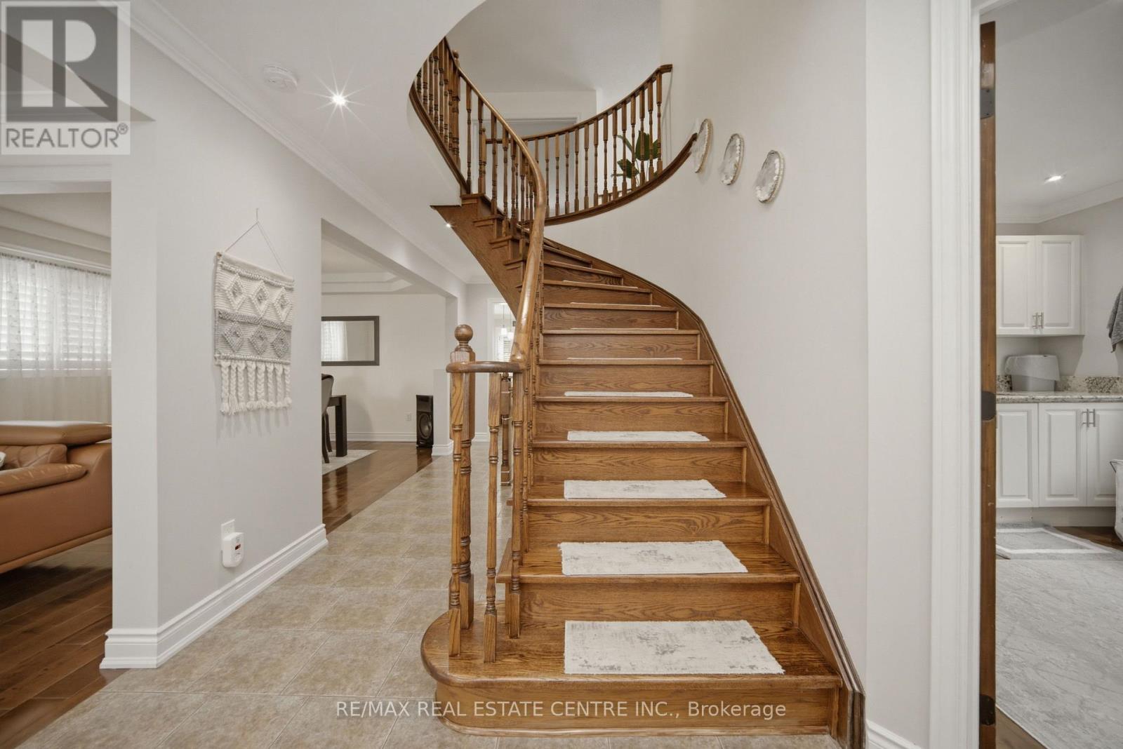 49 Miller Drive, Halton Hills (Georgetown), Ontario  L7G 5P7 - Photo 21 - W13617102