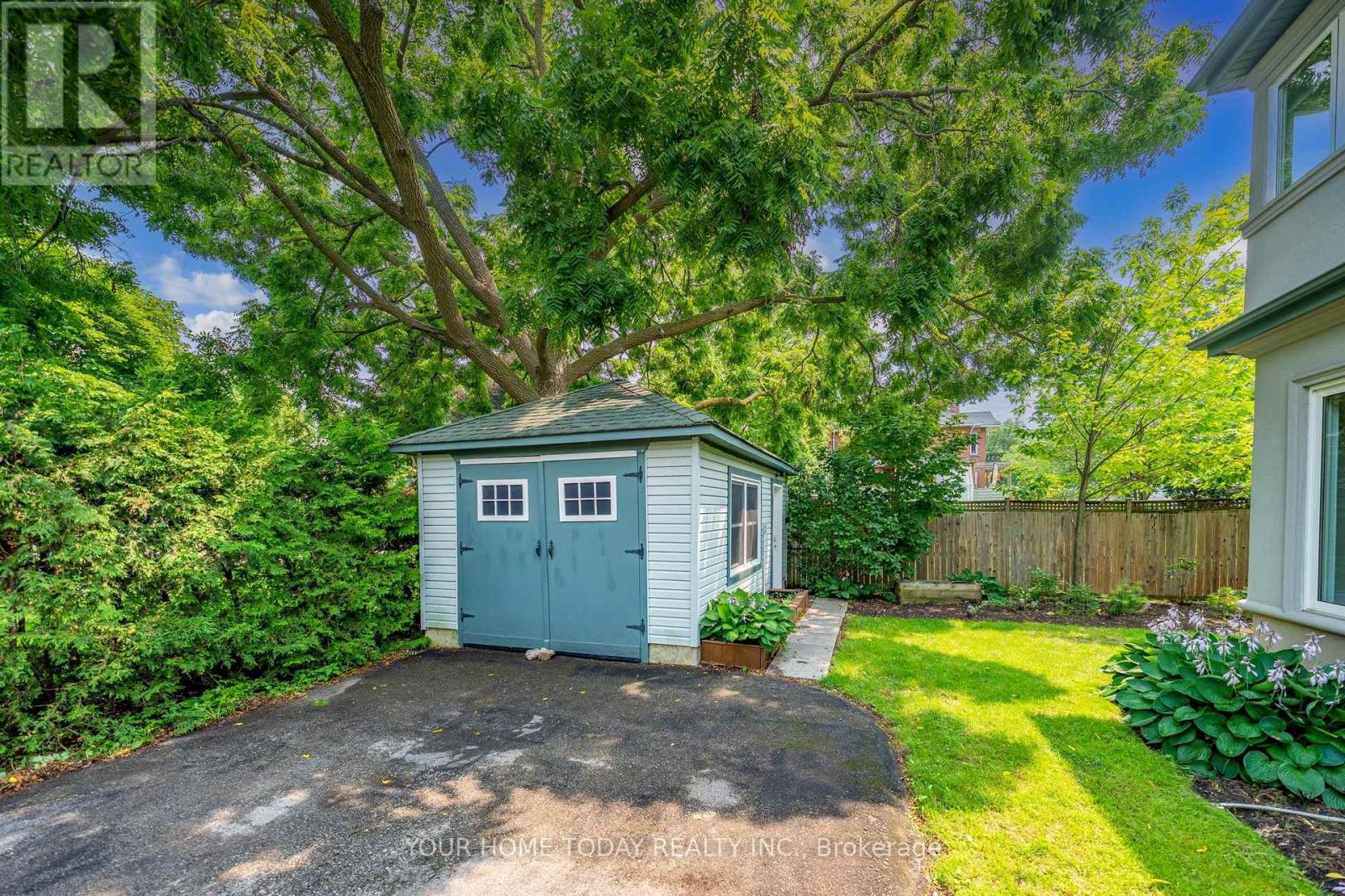 12 King Street, Halton Hills (Georgetown), Ontario  L7G 2H1 - Photo 33 - W13617572