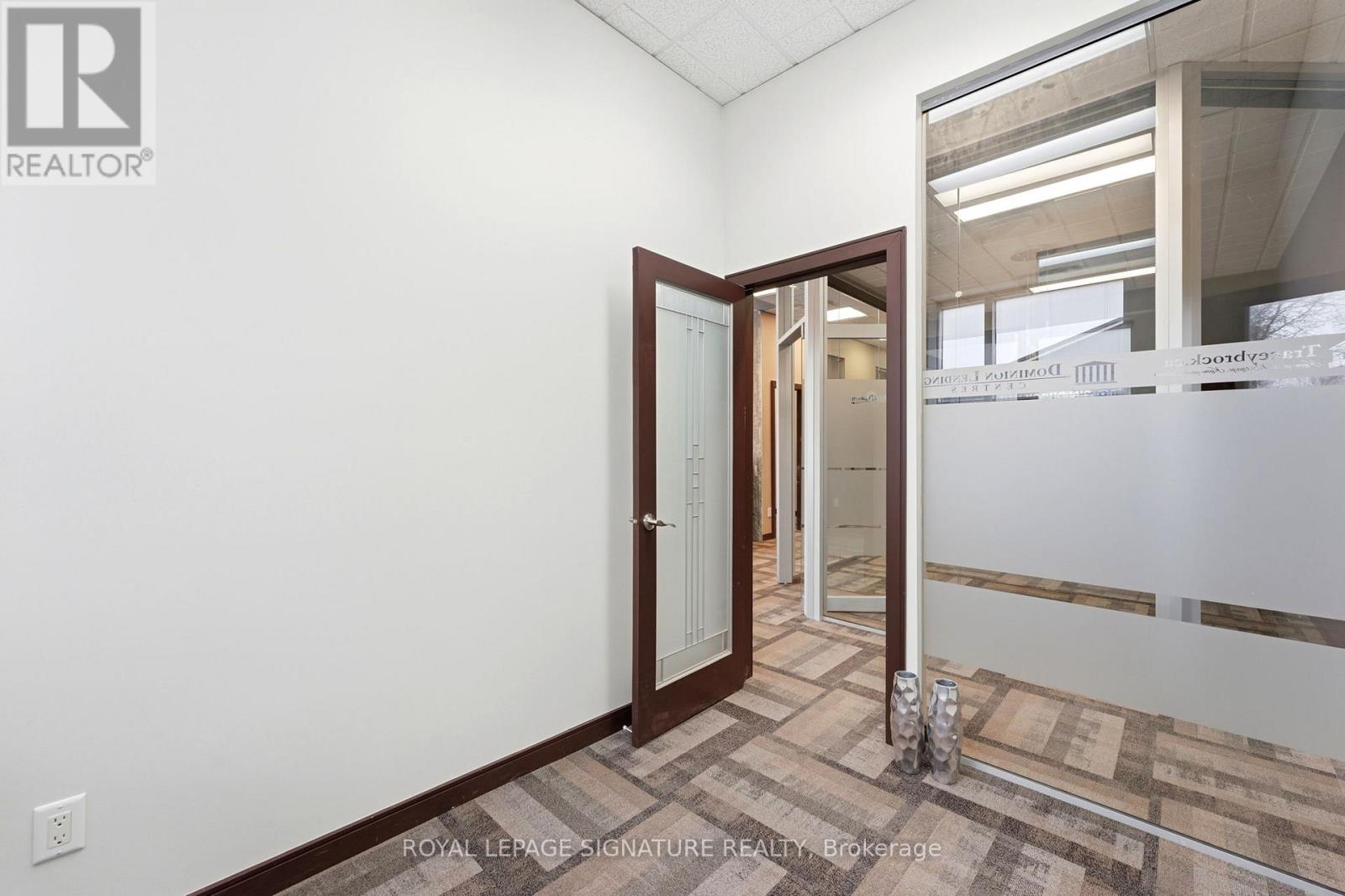 158 Guelph Street, Halton Hills (Georgetown), Ontario  L7G 4A6 - Photo 19 - W13617814