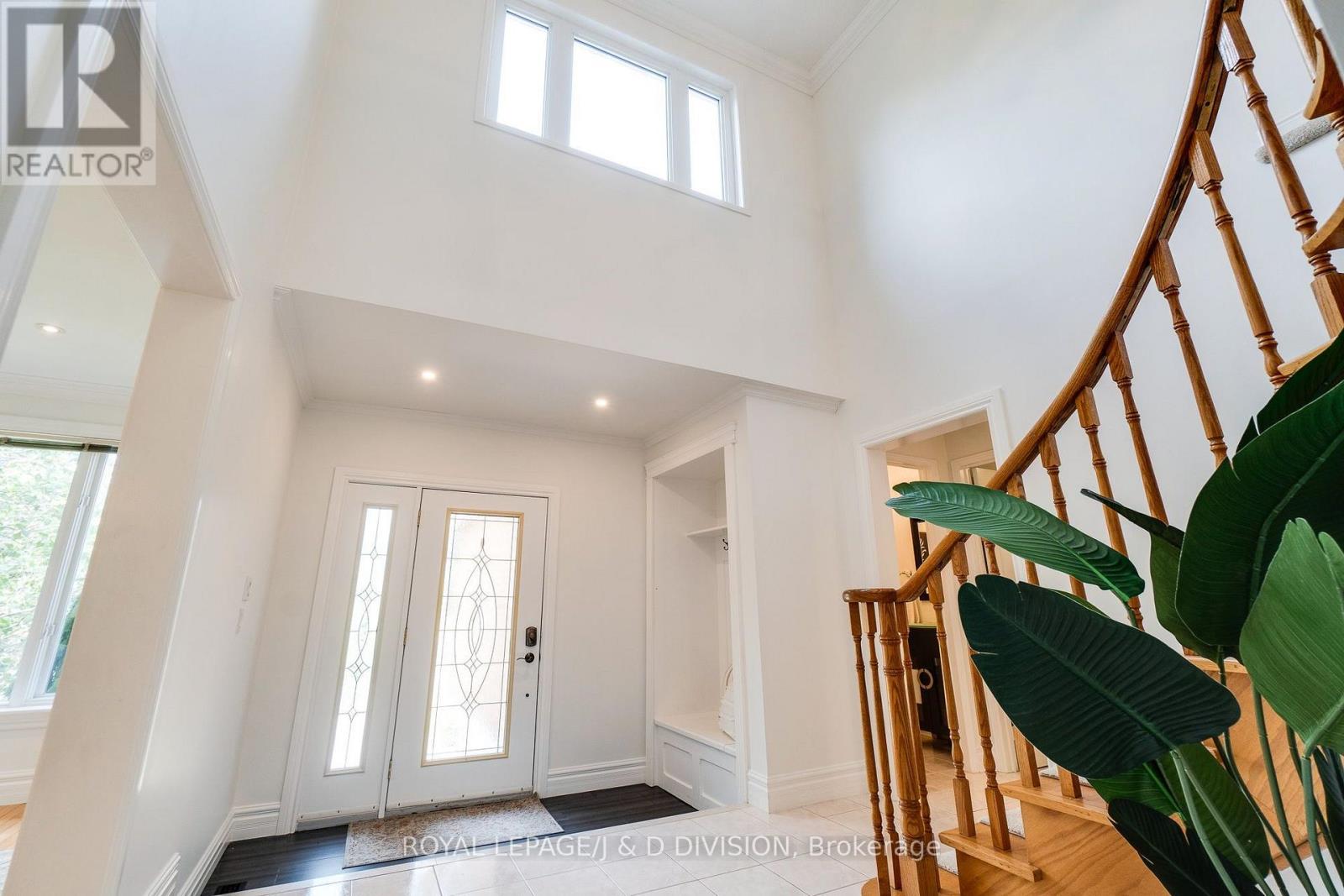 12 Jason Crescent, Halton Hills (Georgetown), Ontario  L7G 4Z4 - Photo 10 - W13618250